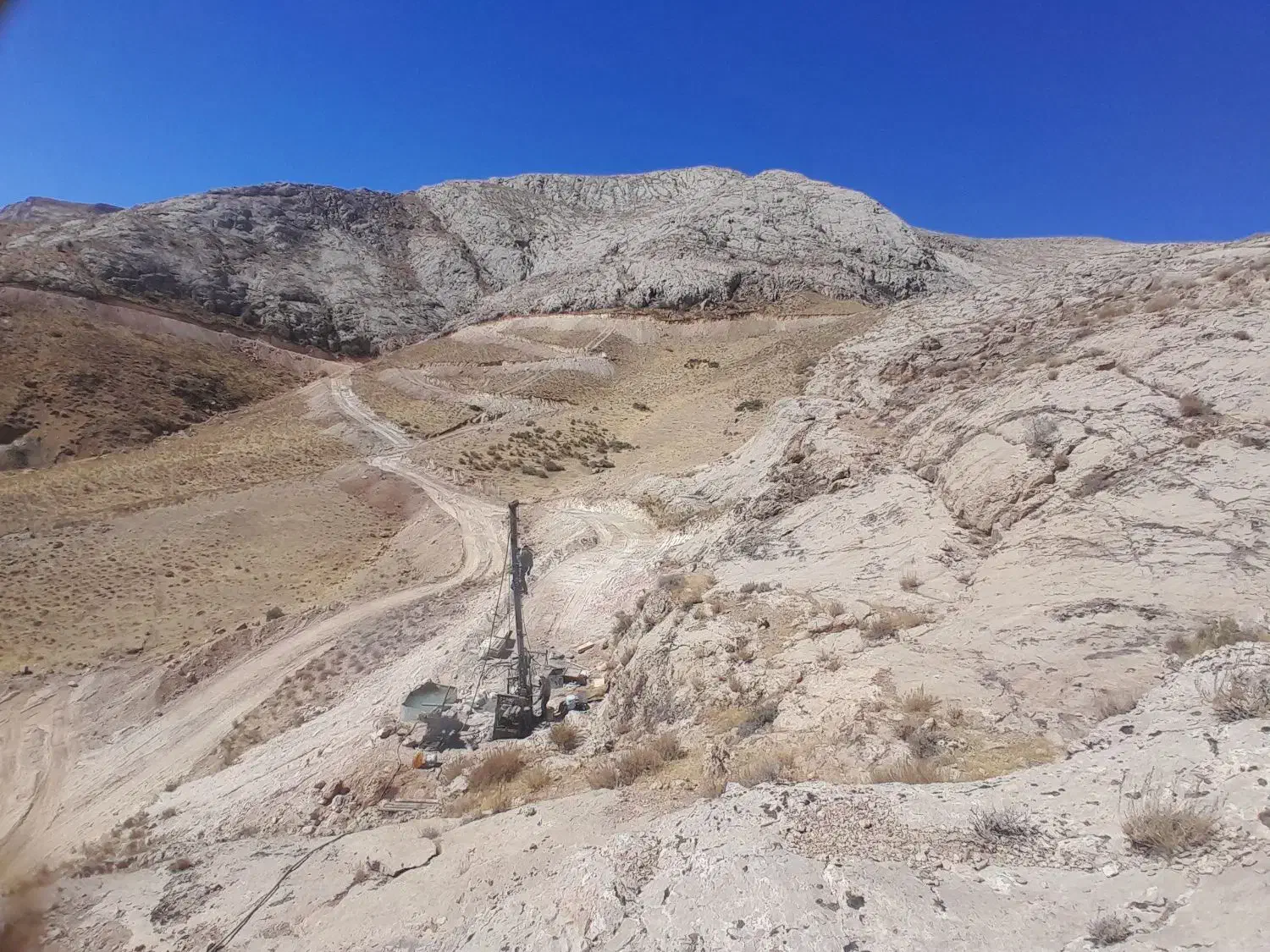 نمونه گیری معدن|خدمات پیشه و مهارت|تربتحیدریه, پائین ولایت|دیوار