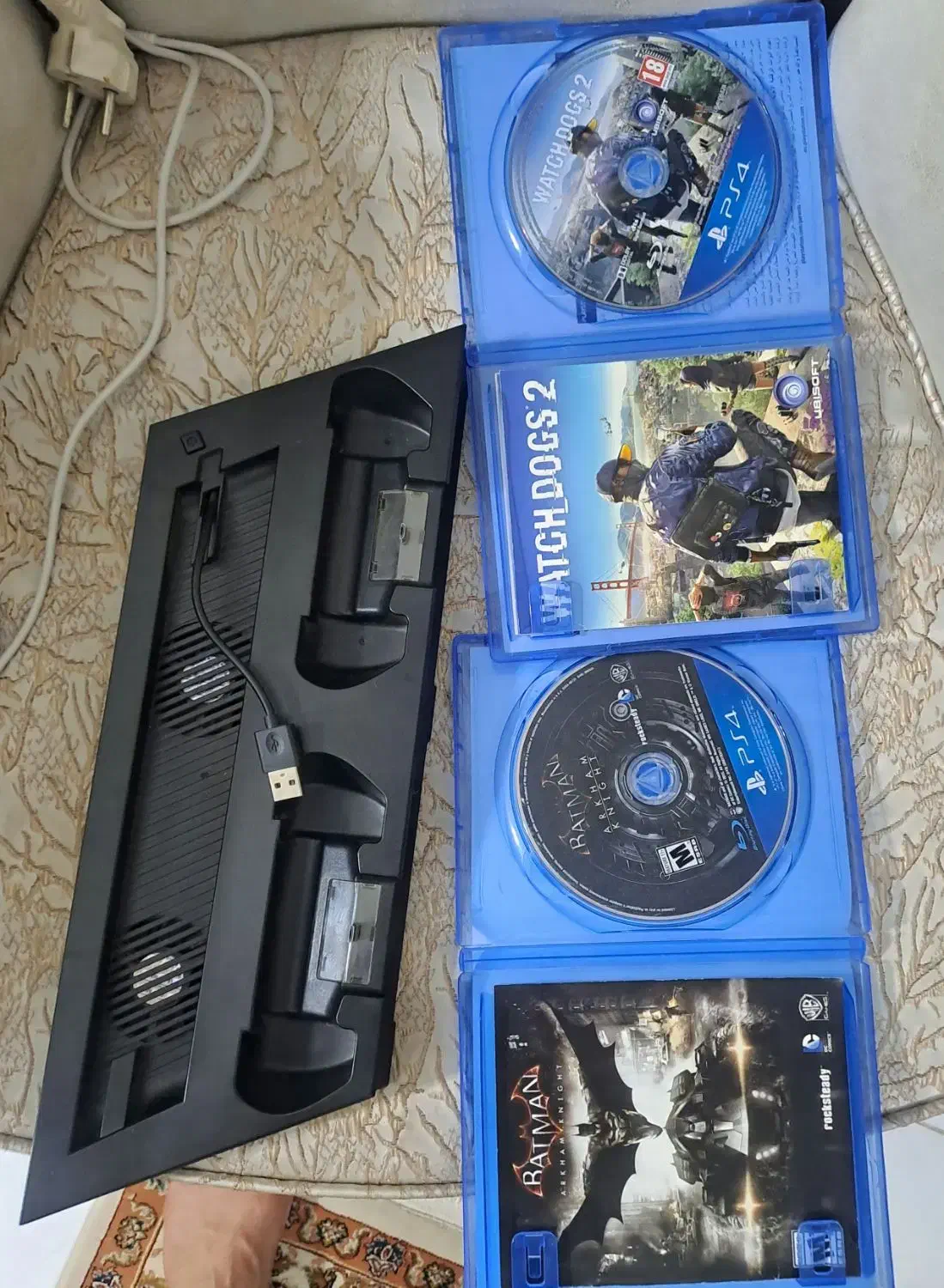 بازی واچ داگزوبتمن و پایه شارژر فندار ps4|کنسول، بازی ویدئویی و آنلاین|تهران, شهرک دانشگاه|دیوار
