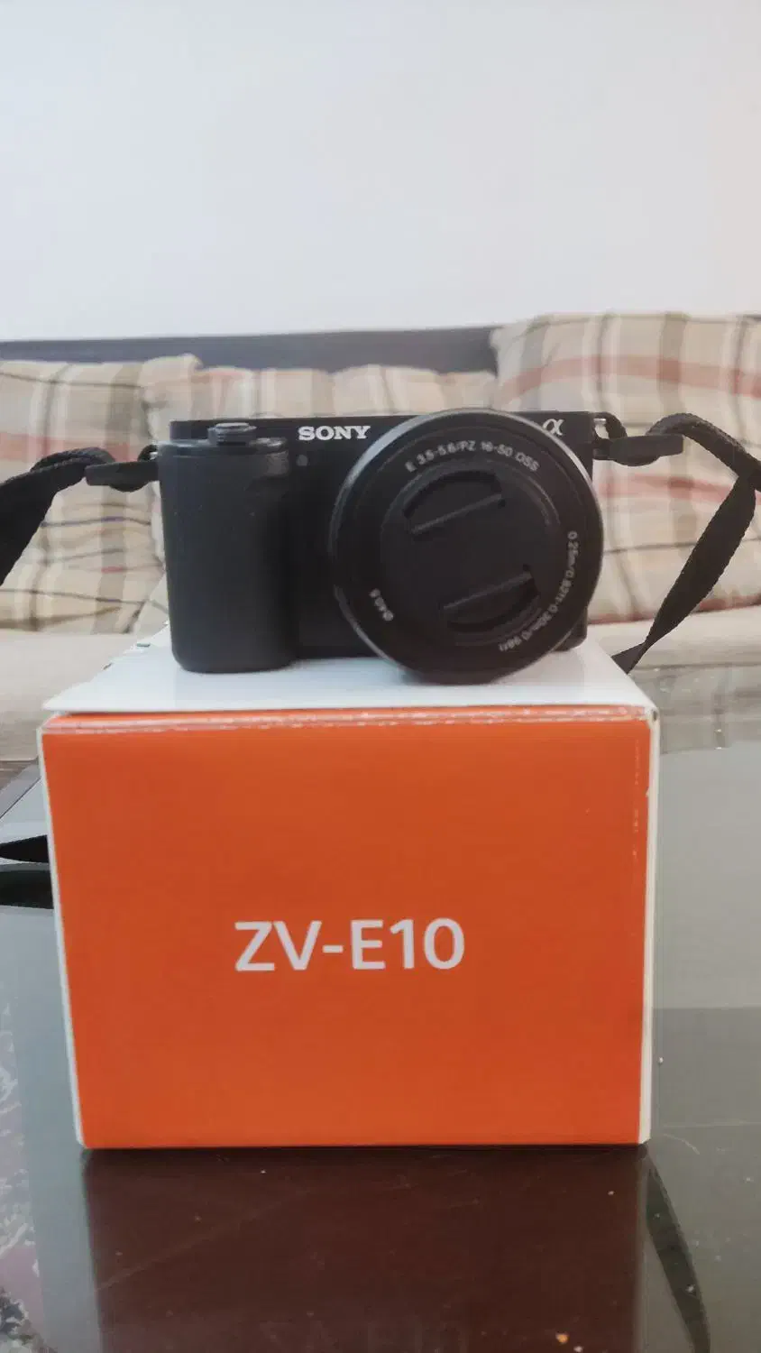 دوربین سونی ZV-E10 همراه با لنز ۱۶-۵۰|دوربین عکاسی و فیلمبرداری|شیراز, دروازه اصفهان|دیوار