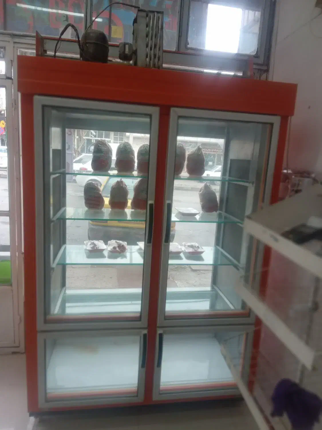 یخچال.مخصوص مرغ فروشی.فروشگاها ومغازه|فروشگاه و مغازه|رزن, |دیوار