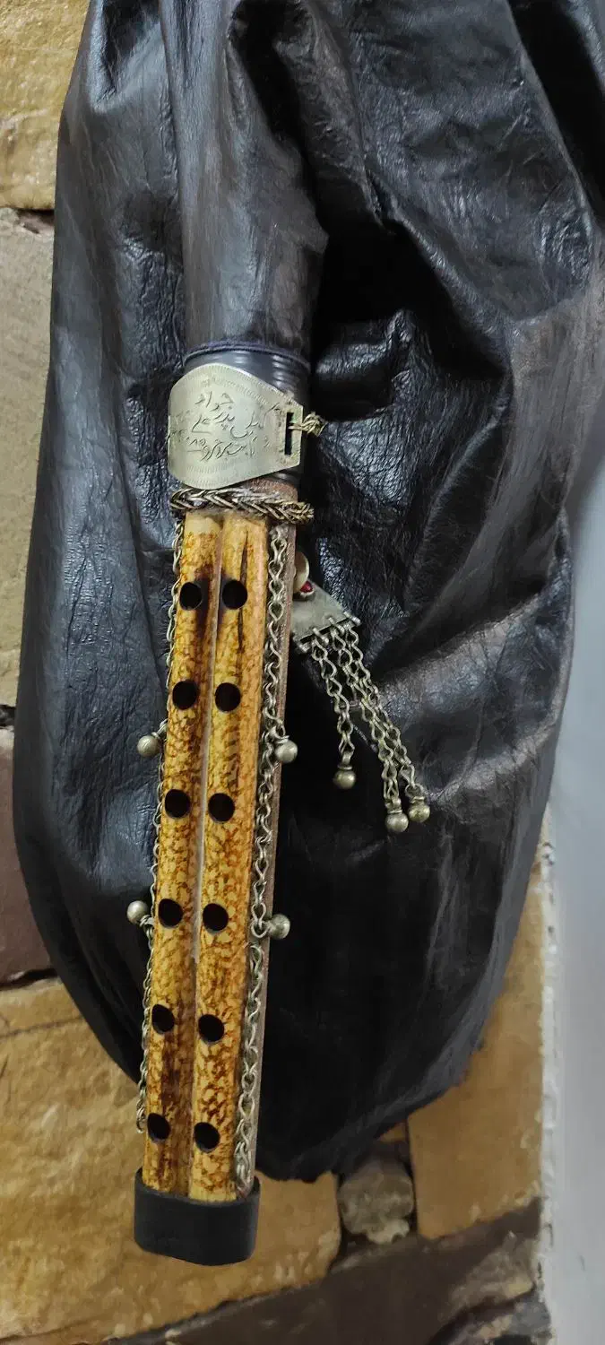 نی انبان قدیمی کلکسیونی عتیقه سالم زیبا|سازهای سنتی|نکا, |دیوار