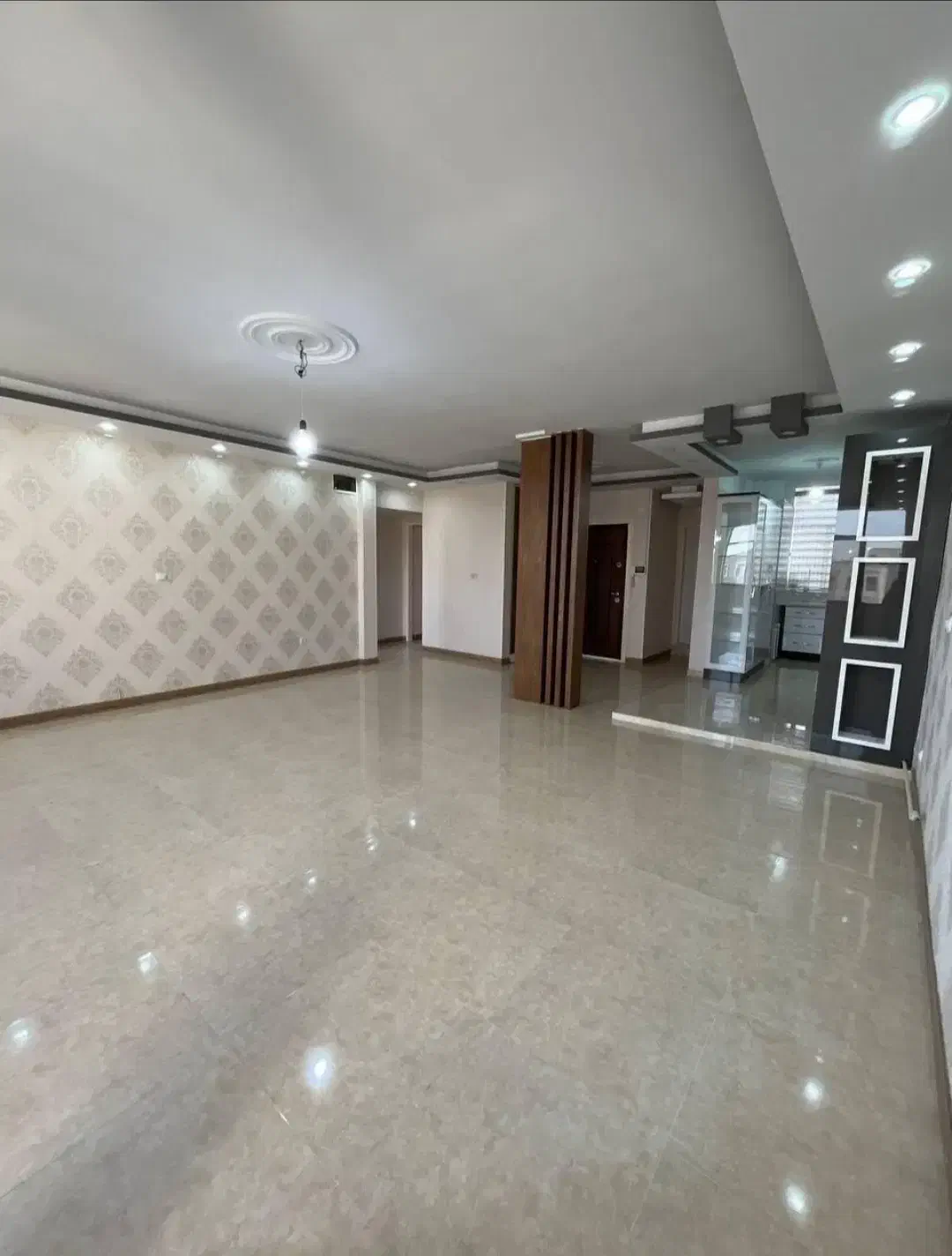 واحد سند تک برگ / فول امکانات/ *فروش فوری*|فروش آپارتمان|هشتگرد, فاز ۲ مهستان|دیوار