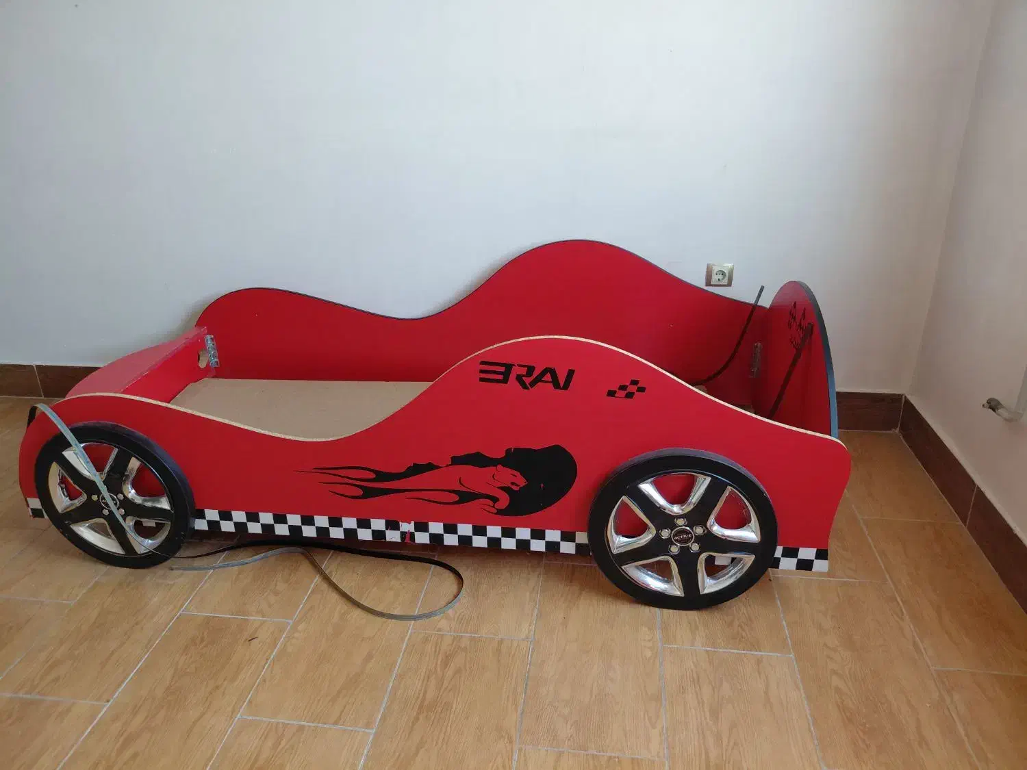 تخت کودک و نوجوان ماشینی|تخت و سرویس خواب|کردکوی, |دیوار