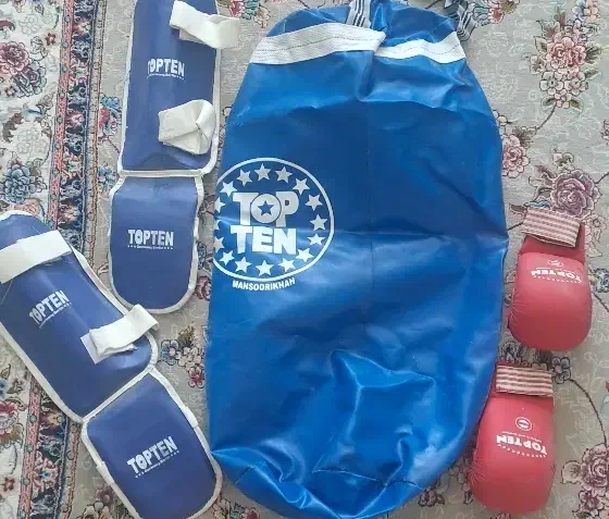 کیسه بوکس،دستکش و پابند بوکس|تجهیزات ورزشی|شیراز, حافظیه|دیوار