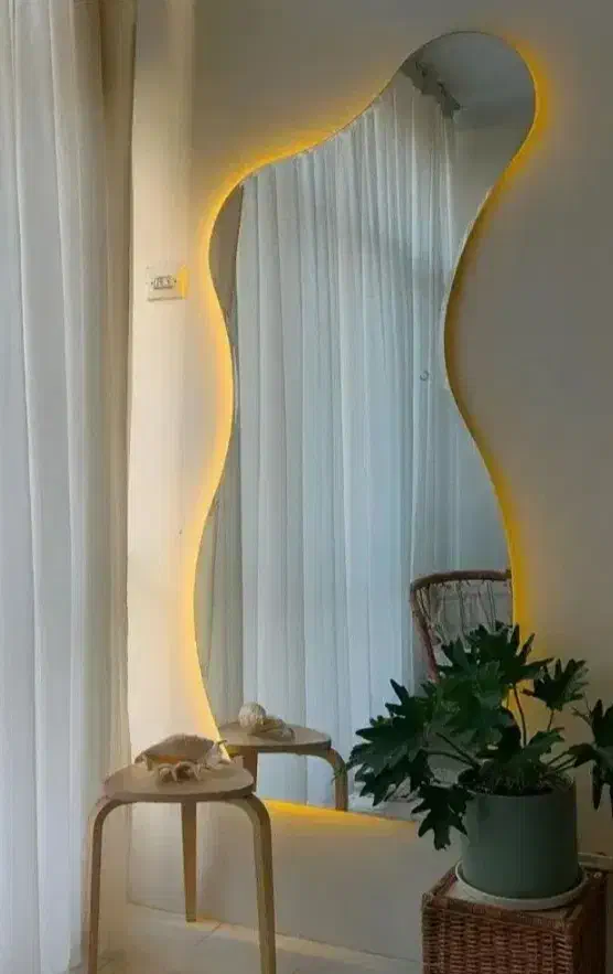 آینه قدی دل ربا|آرایشگاه و سالنهای زیبایی|بروجرد, |دیوار