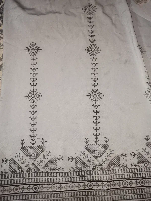 پلیوار|لباس|سراوان, |دیوار