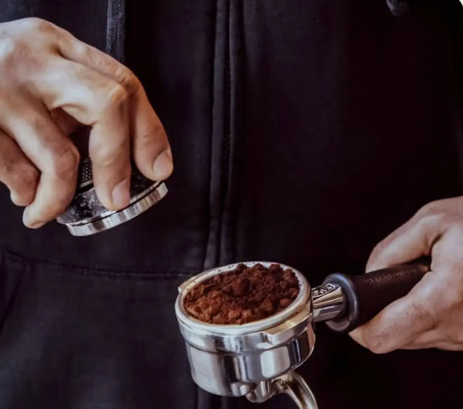 باریستا حرفه ای و نیمه حرفه ای|استخدام خدمات فروشگاه و رستوران|اصفهان, قائمیه|دیوار