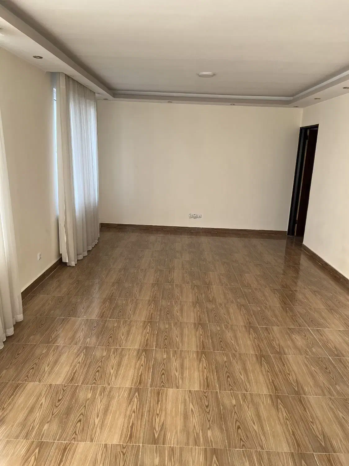 اجاره یک طبقه اپارتمان لوکس درمیدان فرمانداری|اجارهٔ آپارتمان|قروه, |دیوار