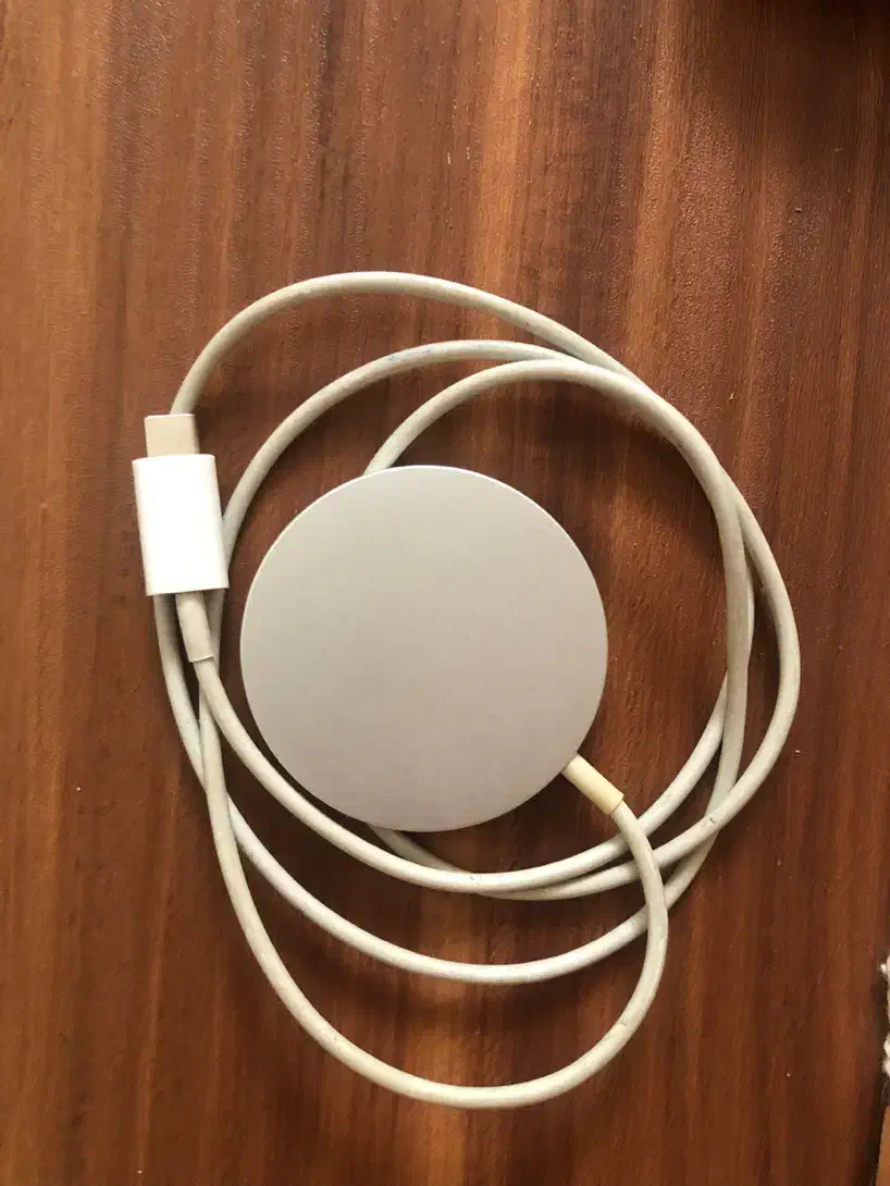 شارژر وایلس مغناطیسی|لوازم جانبی موبایل و تبلت|رشت, استقامت ۱|دیوار