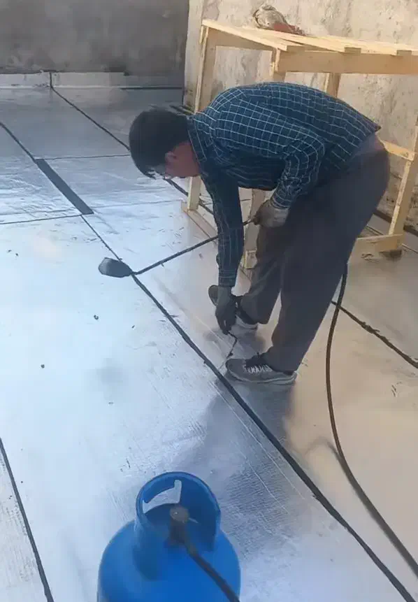 نصب ایزوگام با تخفیف ویژه|خدمات پیشه و مهارت|گنبد کاووس, |دیوار