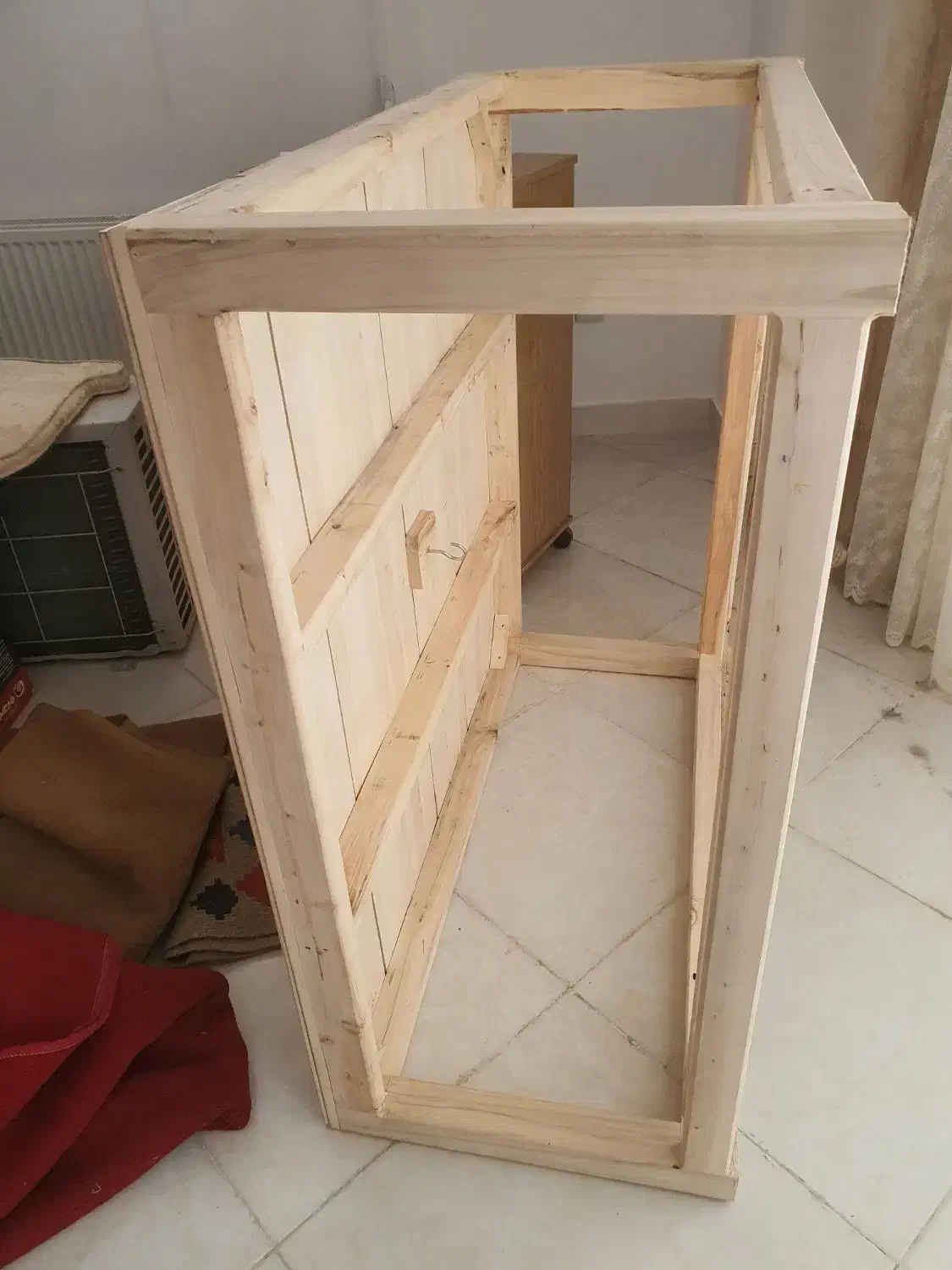 کرسی|تخت و سرویس خواب|جلفا, |دیوار