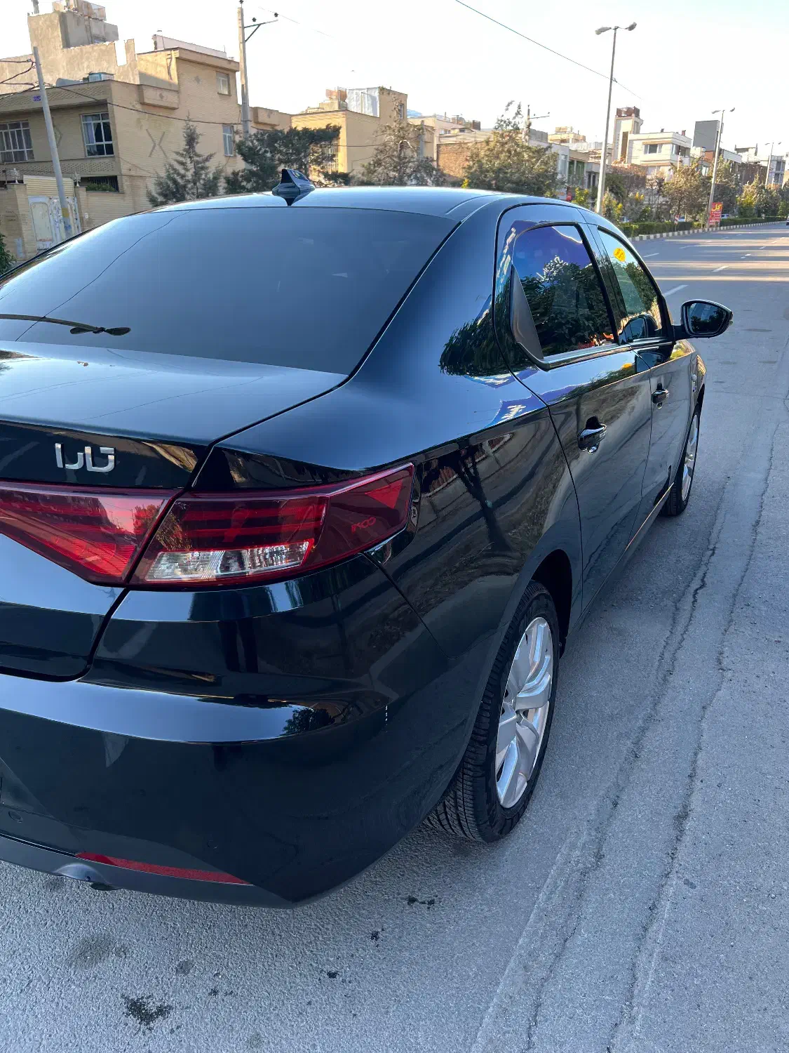 تاراv4مدل۱۴۰۴|خودرو سواری و وانت|شیراز, قصرالدشت|دیوار