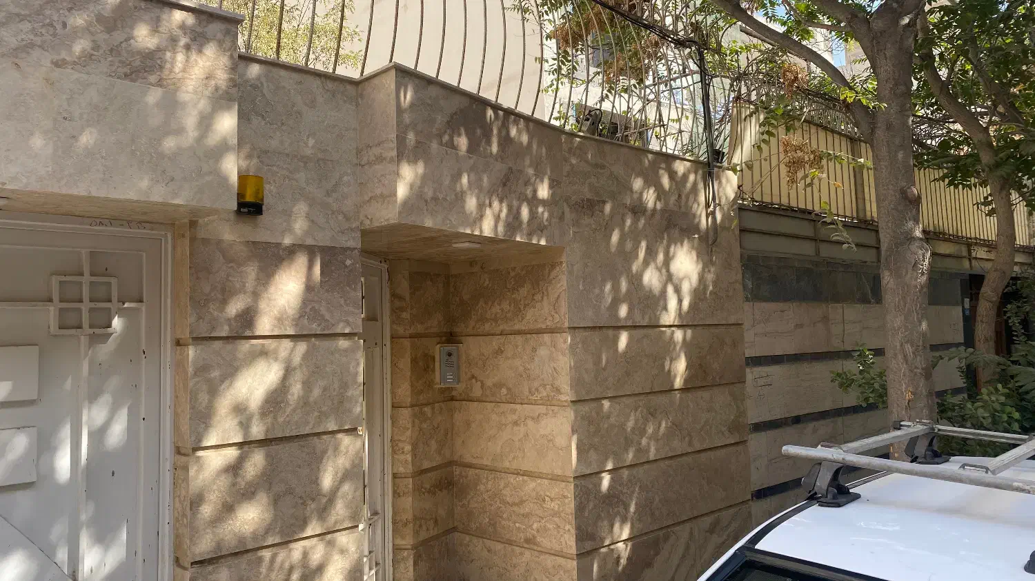 سنگ تراورتن|مصالح و تجهیزات ساختمان|مشهد, کارگران|دیوار