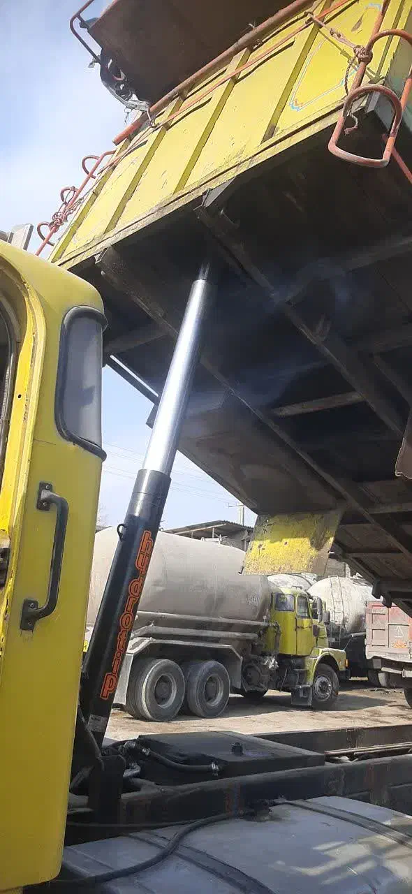 کامیون ولوو|خودرو سنگین|ساری, |دیوار