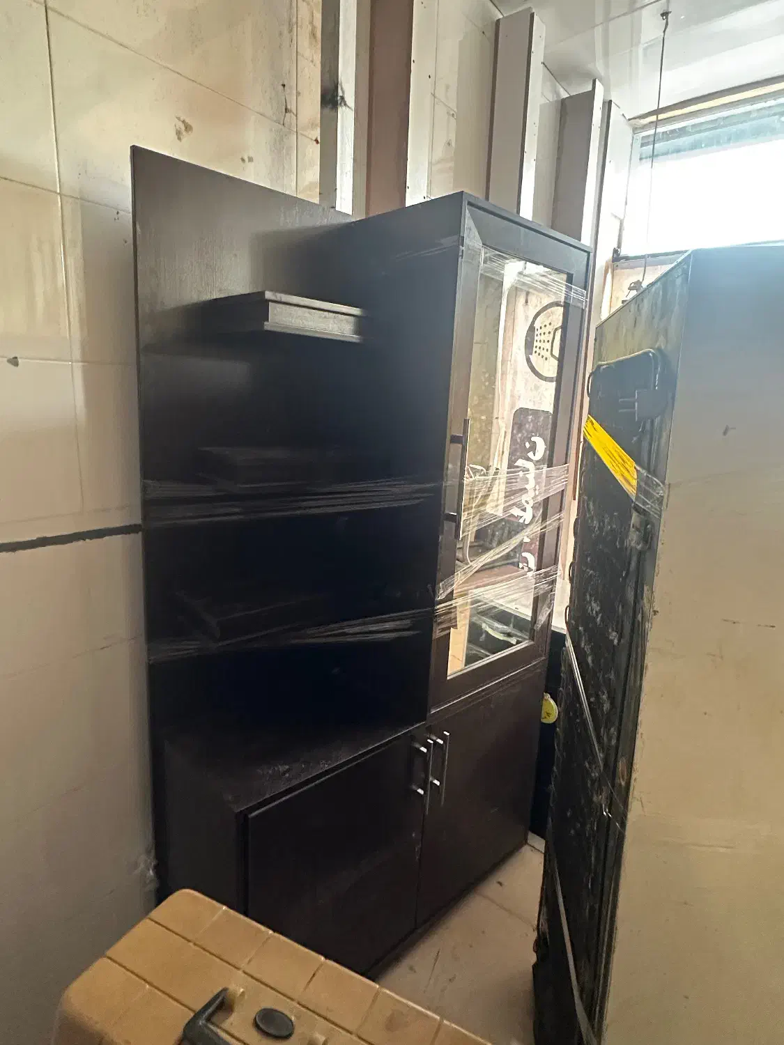 فروش|جاکفشی، کمد، دراور|کیش, |دیوار