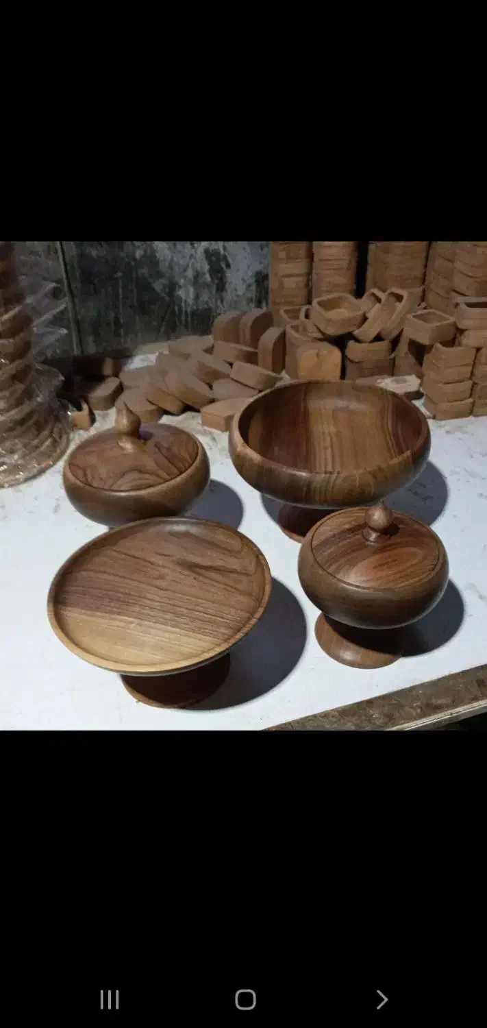 سینی چوبی|ظروف سرو و پذیرایی|قم, قلعه صدری|دیوار