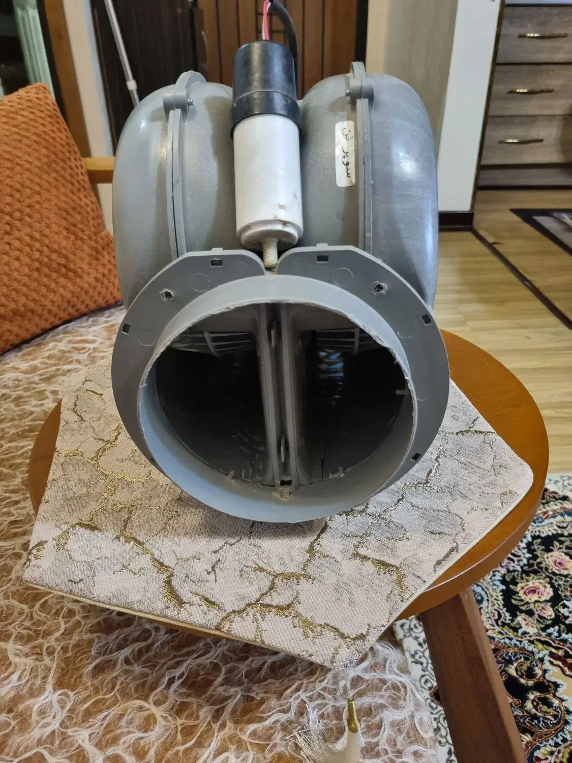 فن حلزونی|پنکه و تصفیه‌کنندهٔ هوا|شاهین‌شهر, شهرک پردیس|دیوار