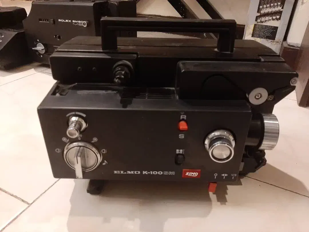 ۲ دستگاه آپارات کلکسیونی(Super 8) با تجهیزات کامل|کلکسیون اشیاء عتیقه|تهران, قلهک|دیوار