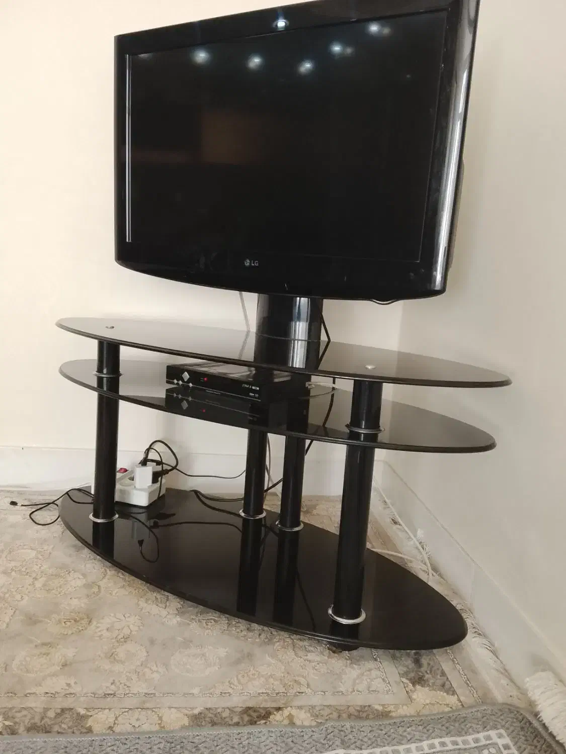 ال سی دی|تلویزیون و پروژکتور|برخوار, |دیوار