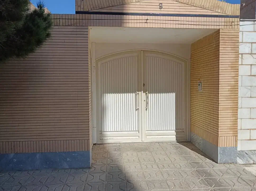 درب حیاط|مصالح و تجهیزات ساختمان|بیرجند, |دیوار