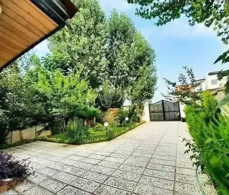 ویلا باغ/ حیاط درختان میوه و زینتی/ شهرکی/ سندار|فروش خانه و ویلا|تهران, صادقیه|دیوار