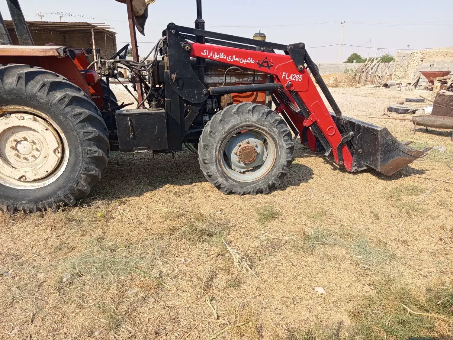 فروش تراکتورجفت با بیل اراک|خودرو سنگین|کاکی, |دیوار