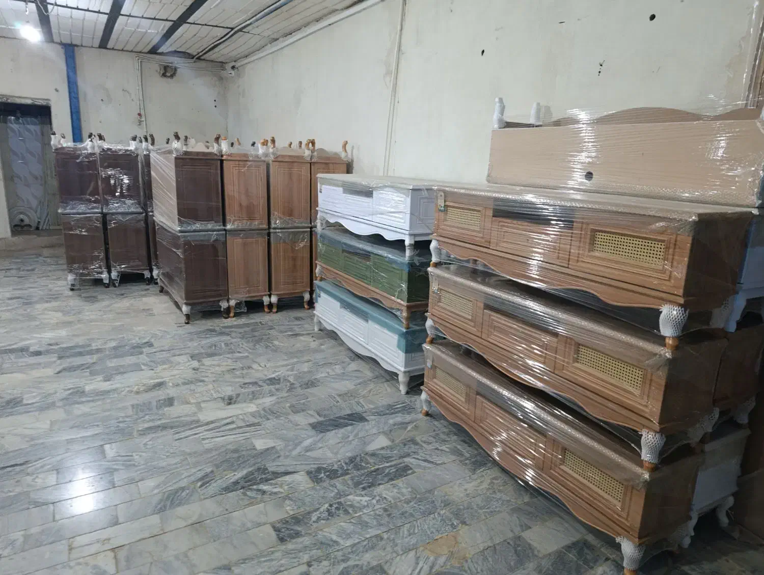 میز تلویزیون|میز تلویزیون|اراک, |دیوار