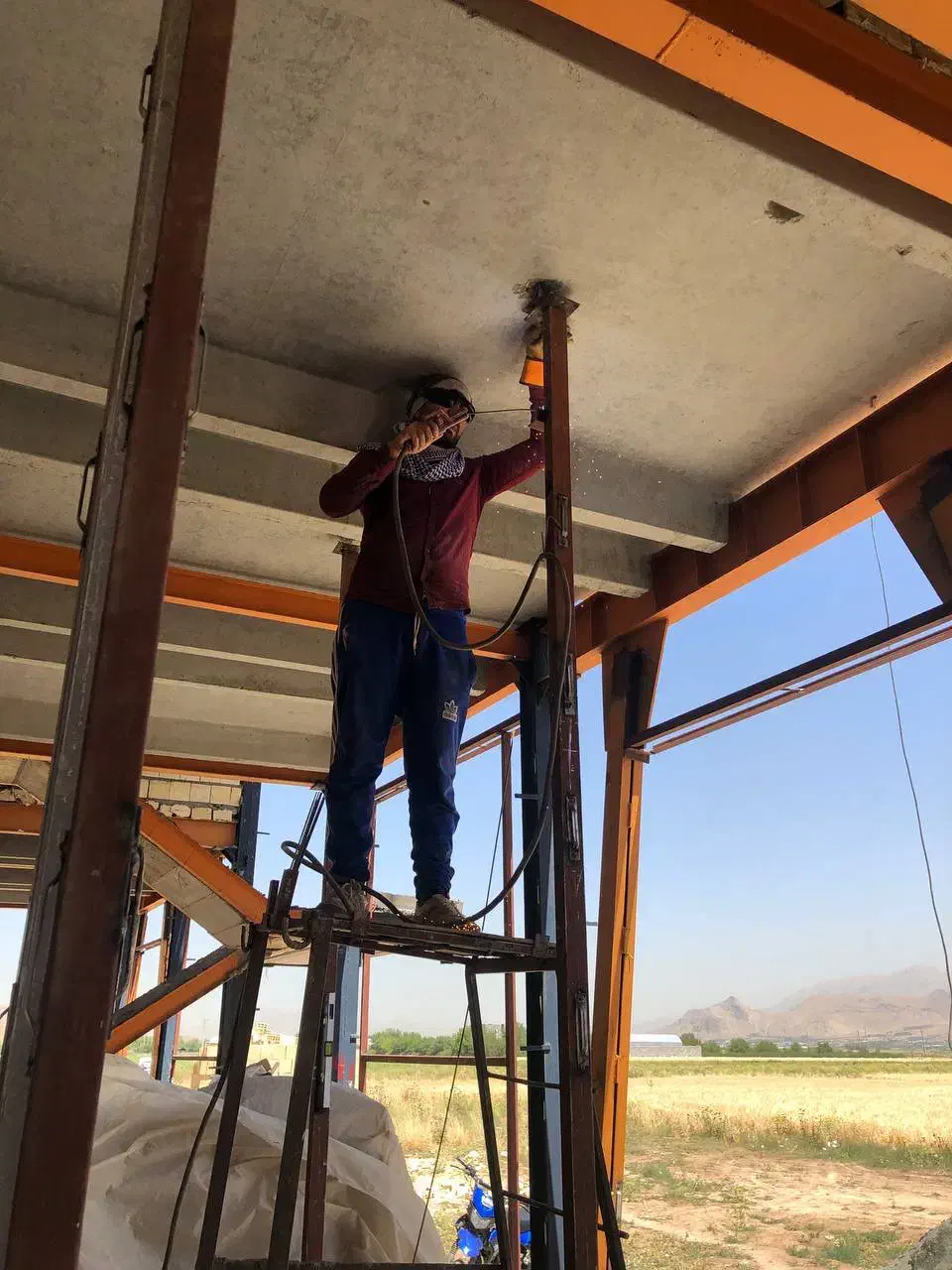 انجام کلیه کارهای نبشی کشی والپست|خدمات پیشه و مهارت|کرمانشاه, |دیوار