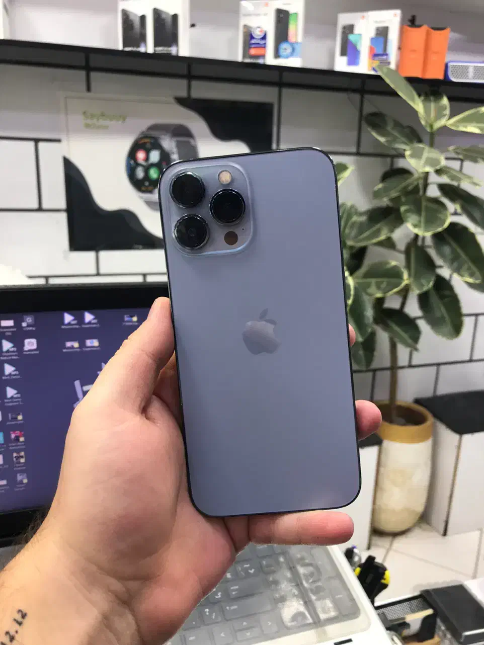 Iphone 13 pro max،وام بلوبانک‌،بازنشستگان|موبایل|محمدیه-قزوین, |دیوار