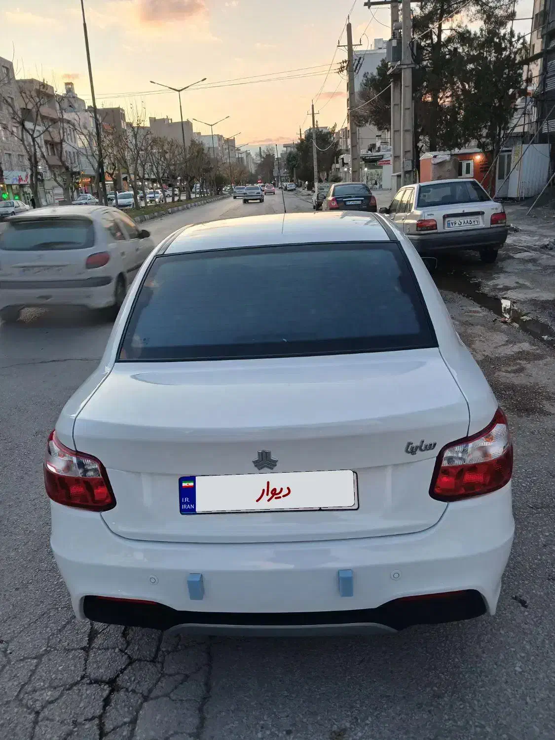 ساینا۴۰۴دوگانه کارخانه|خودرو سواری و وانت|کرمانشاه, |دیوار