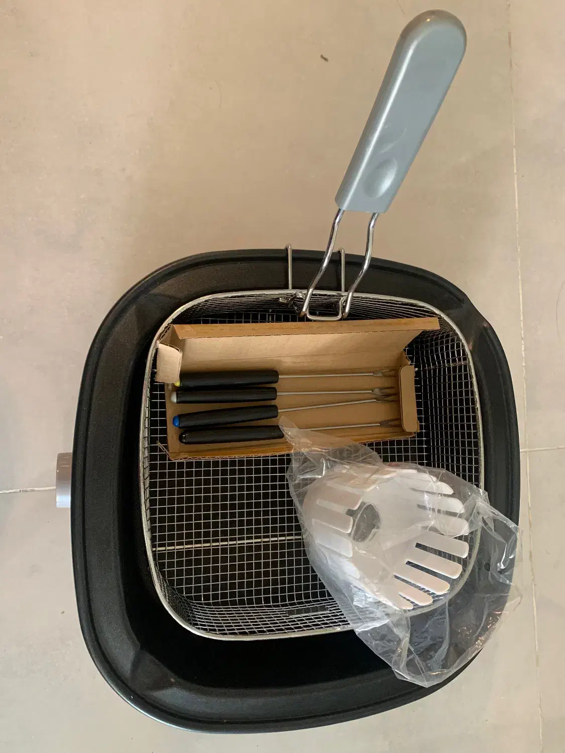 سرخ کن،هواپز،فر نوری،فرش۶متری،آینه قدی|اجاق گاز و لوازم برقی پخت‌وپز|کیش, |دیوار