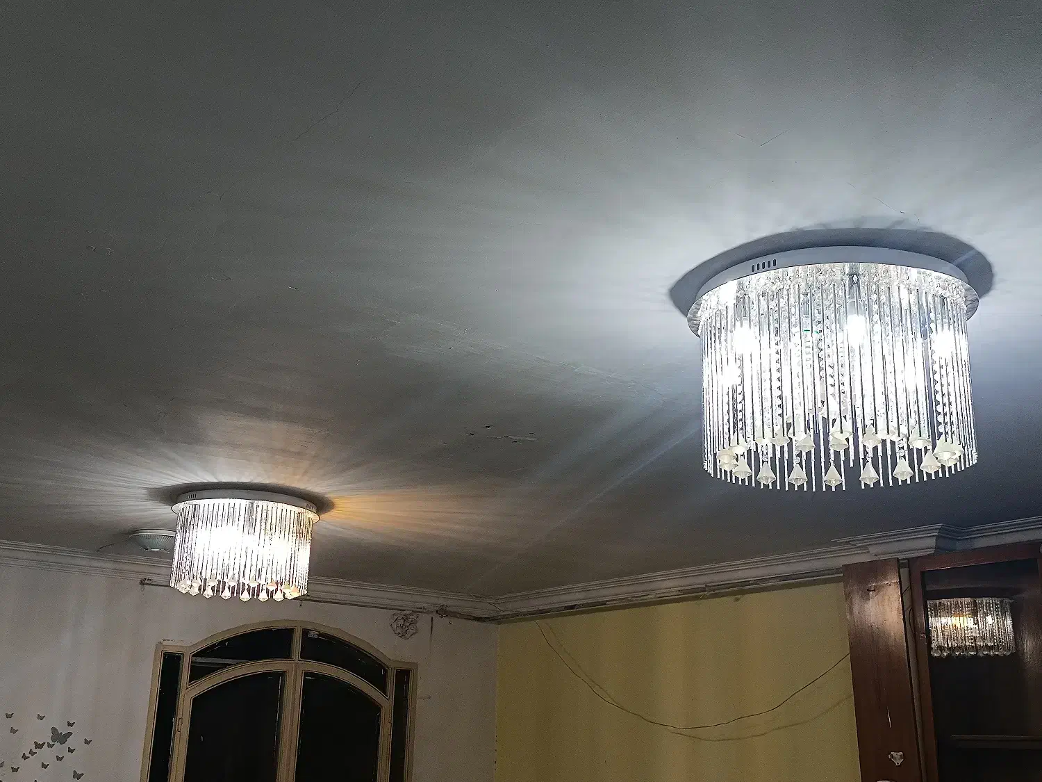 چندین مدل لوستر کریستالی ، چوبی ، فانتزی|لوستر و چراغ آویز|تهران, سوهانک|دیوار