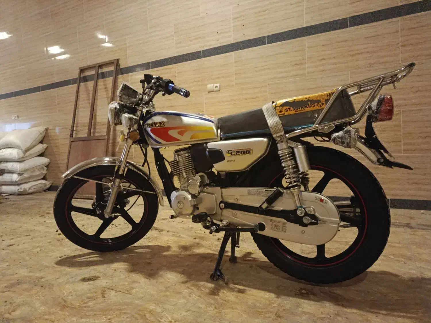 موتور پرواز1404|موتورسیکلت|کرمانشاه, |دیوار