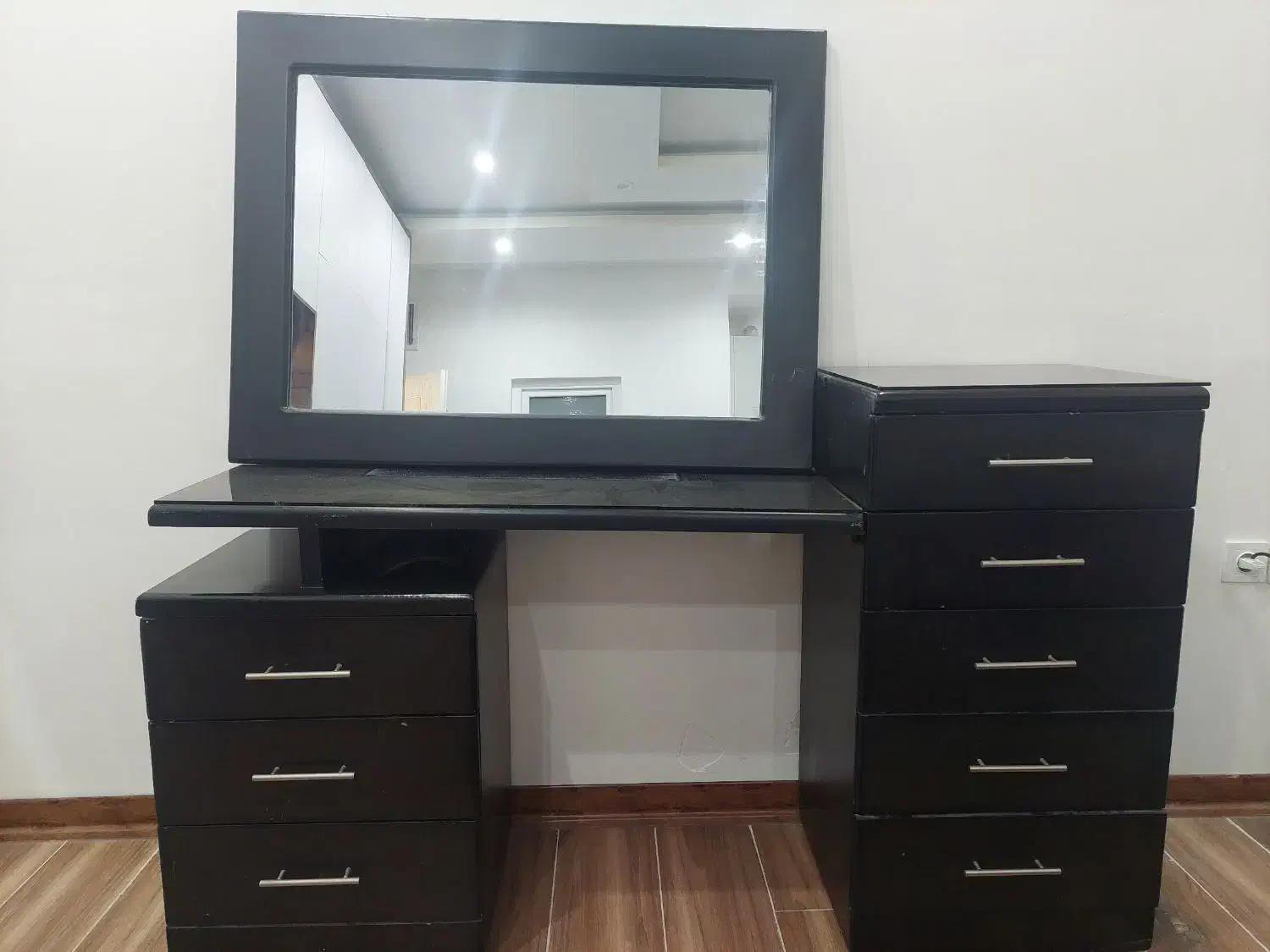 سرویس خواب|تخت و سرویس خواب|کاشمر, |دیوار