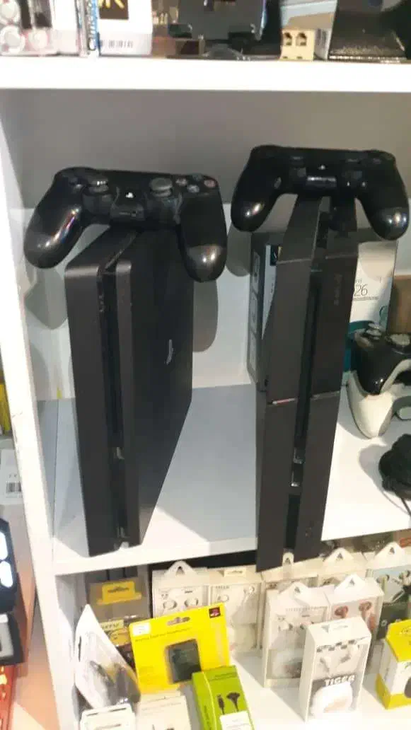 فروش PS4 - پلی استیشن 4|کنسول، بازی ویدئویی و آنلاین|نوشهر, |دیوار