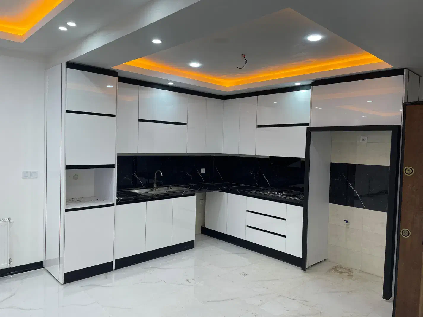 رهن و اجاره آپارتمان لوکس ۹۰ متری|اجارهٔ آپارتمان|ازنا, |دیوار