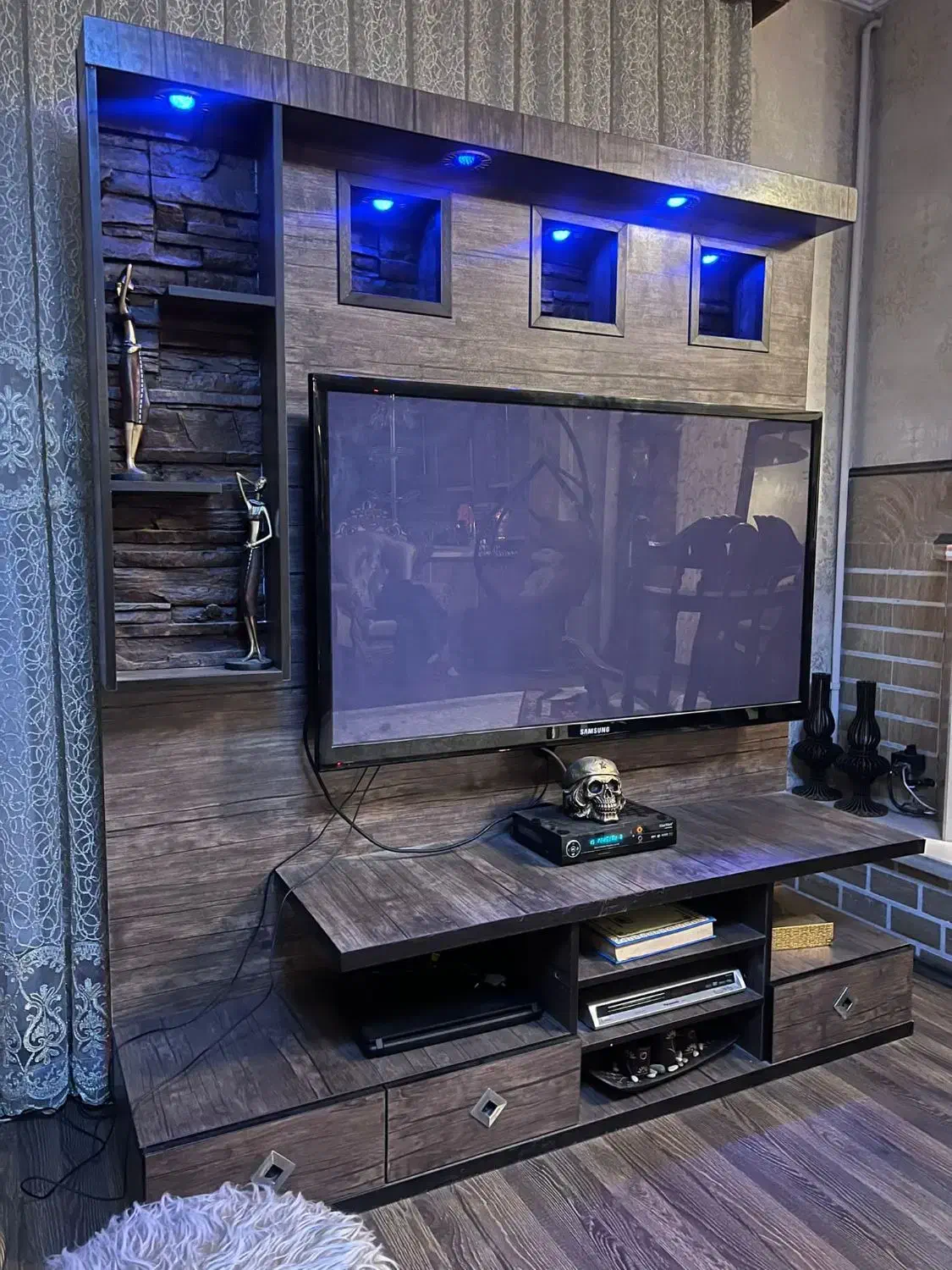 میز تلویزیون دو کاره لاکچری|میز تلویزیون|گرگان, |دیوار