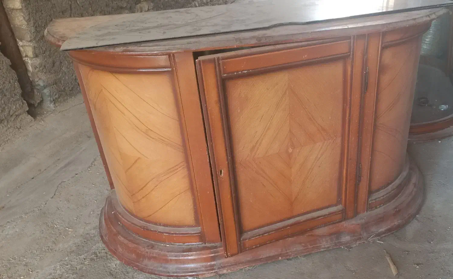 بوفه و میز تلویزیون|بوفه، ویترین، کنسول|نیر (اردبیل), |دیوار