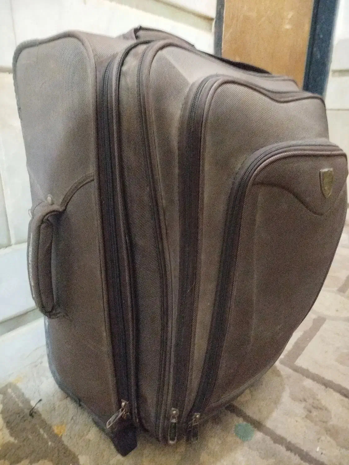 کیف مسافرتی رمز داروقفل دار|کیف، کفش، کمربند|زاهدان, |دیوار