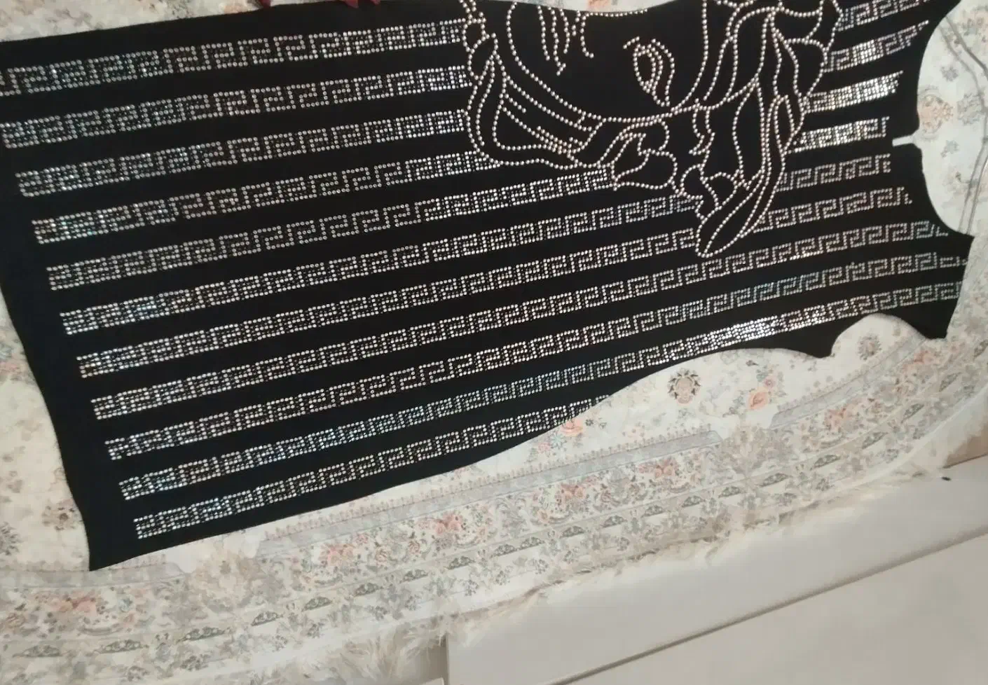 مقداری زیادی لباس به روز در حد نو نو|لباس|ارومیه, |دیوار