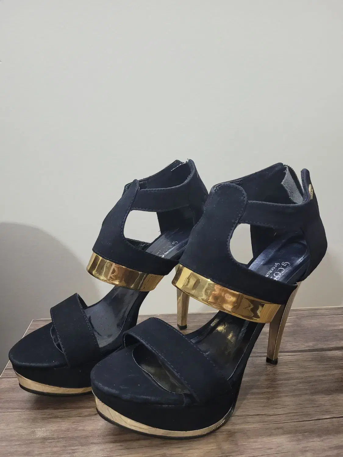 کیف و کفش مجلسی|کیف، کفش، کمربند|کرمان, |دیوار