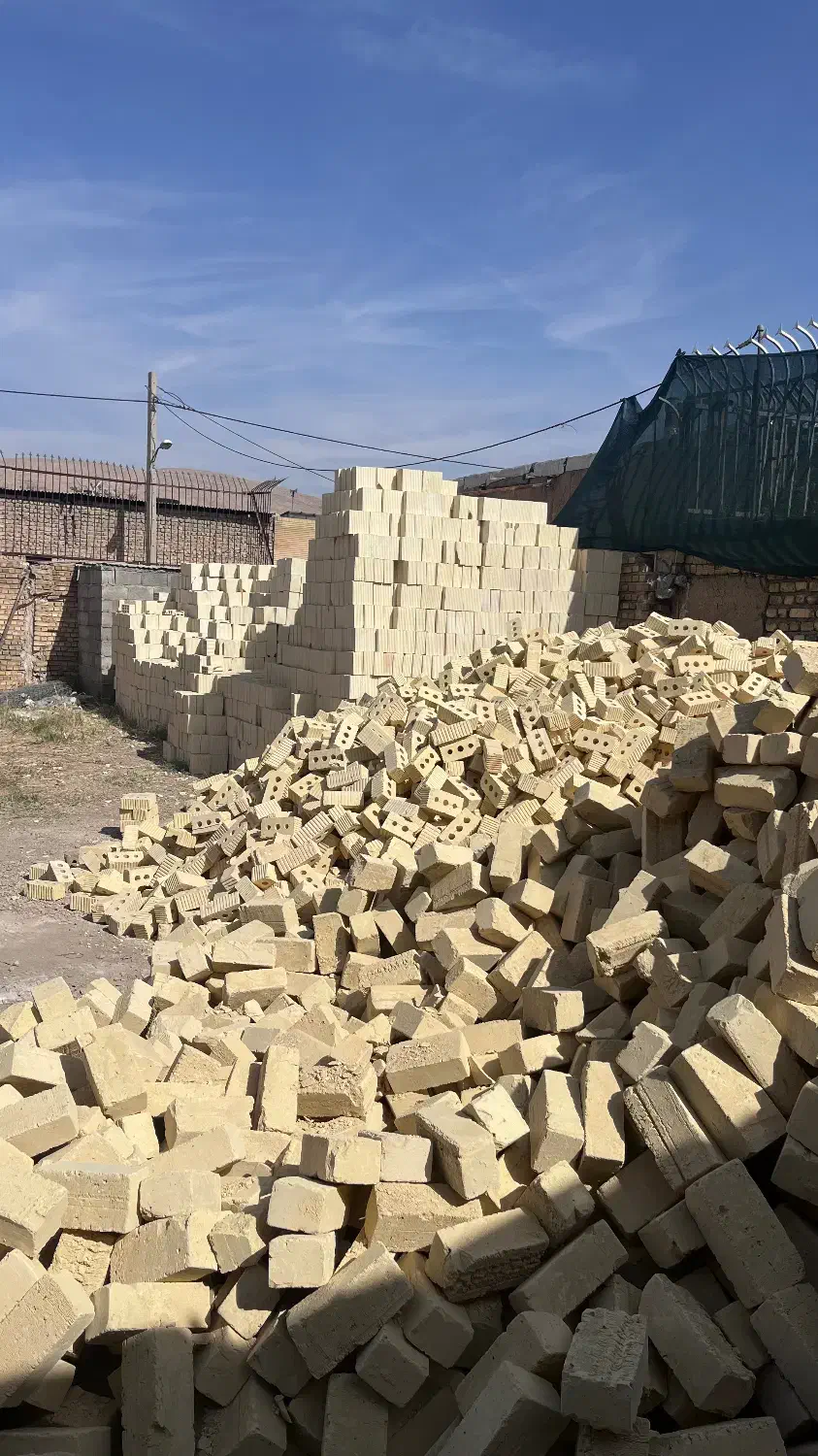 ماسه سیمان اجر گچ و انواع مصالح (قیمت در توضیحات)|عمده‌فروشی|شیراز, شریف‌آباد|دیوار