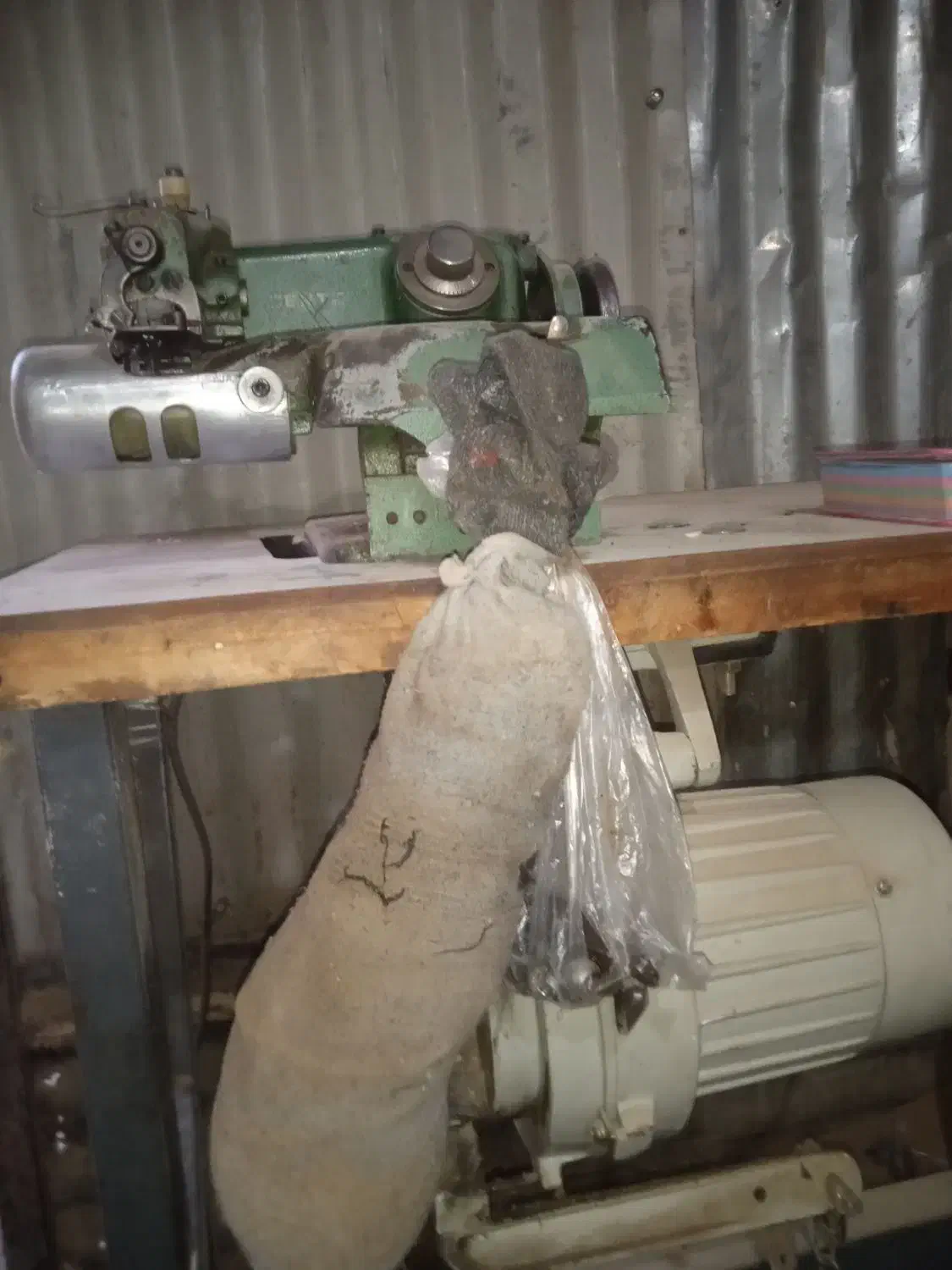 پس دوز جوراب بافی سر دوز میز پسدوز دینام و...|چرخ خیاطی و ریسندگی|میلاجرد, |دیوار