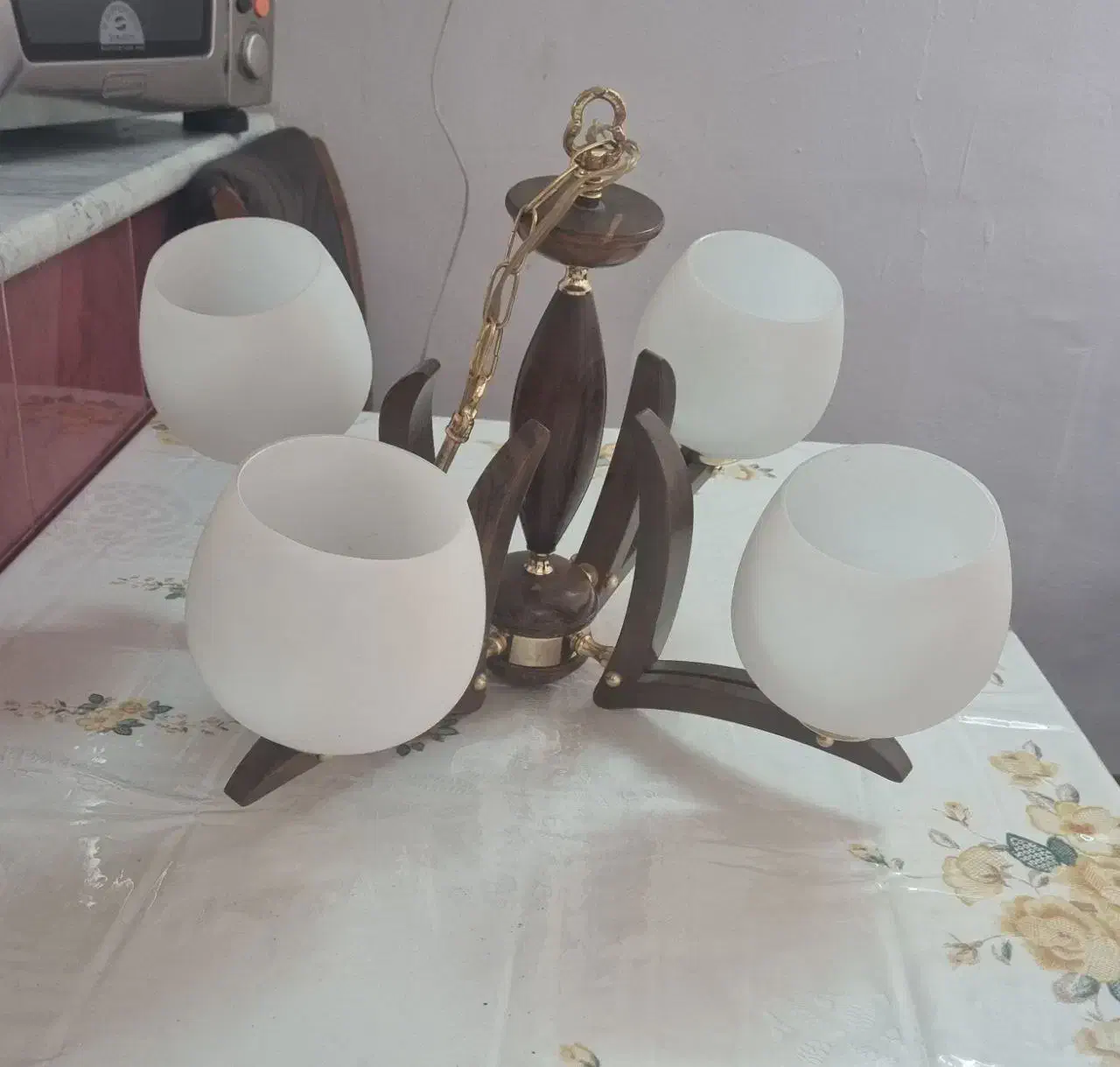 لوستر چوبی در حد نو|لوستر و چراغ آویز|کرمانشاه, |دیوار