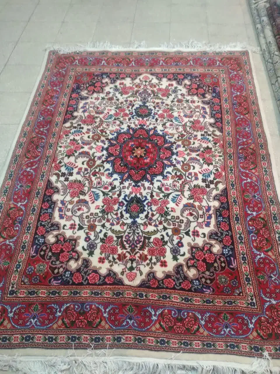 فرش دستباف گلسرخی|فرش|سنقر, |دیوار