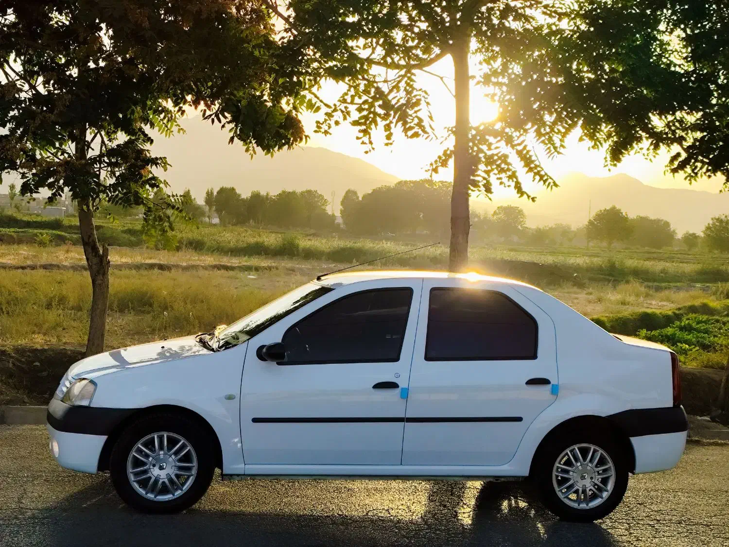 ال ۹۰ مدل ۱۳۹۷ سفید بی رنگ ۶۸ تا کار|خودرو سواری و وانت|همدان, |دیوار