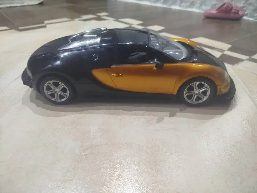 ماشین اسباب بازی بوگاتی|اسباب‌بازی بچه|کرج, ساماندهی|دیوار