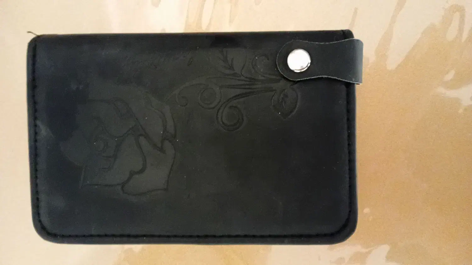 کیف پول|کیف، کفش، کمربند|نهاوند, |دیوار