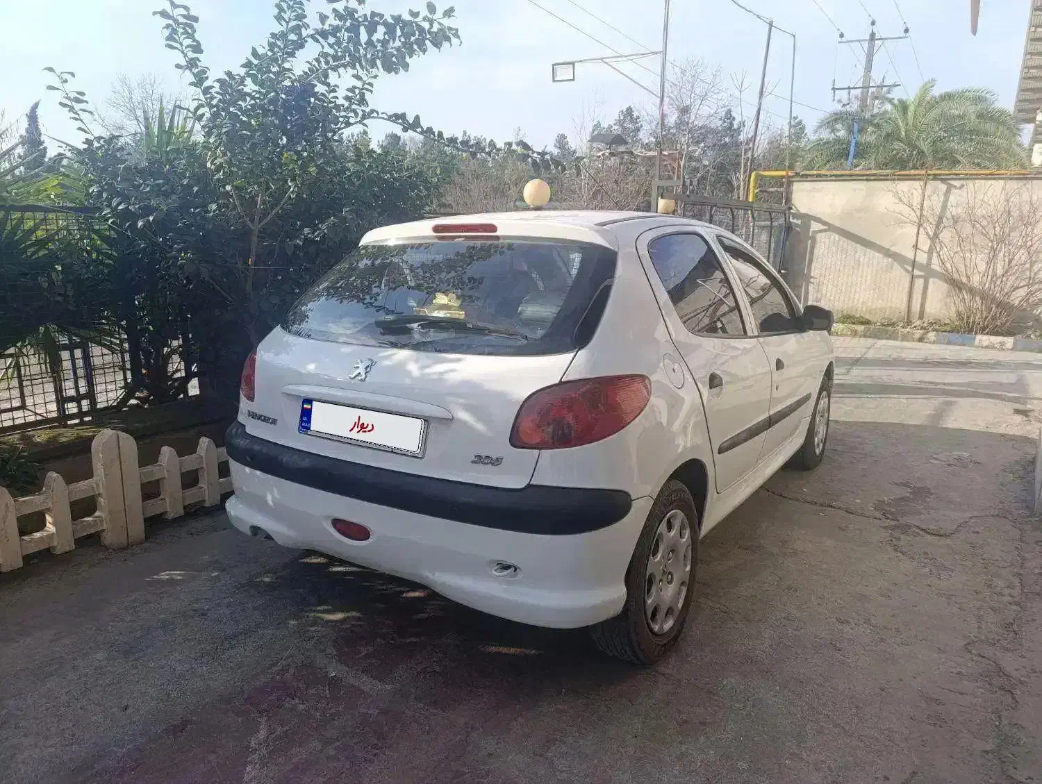 پژو ۲۰۶ تیپ ۲|خودرو سواری و وانت|رشت, منظریه|دیوار