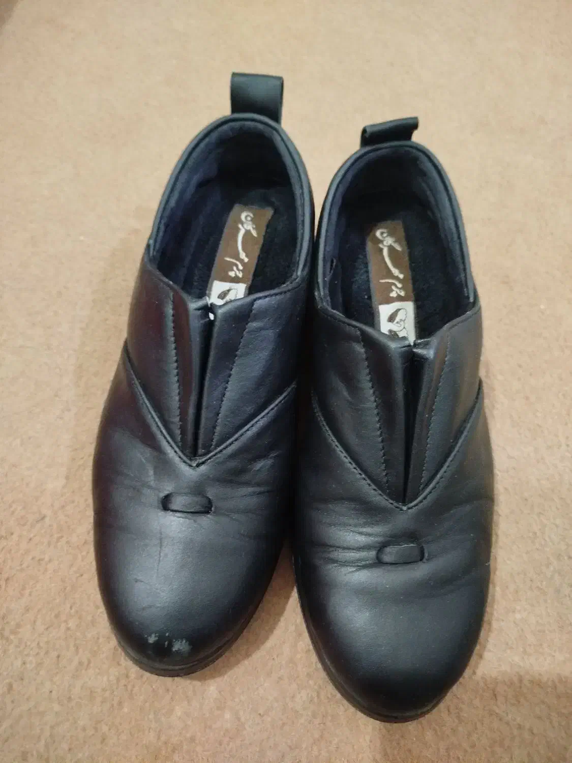 کفش|کیف، کفش، کمربند|زنجان, |دیوار